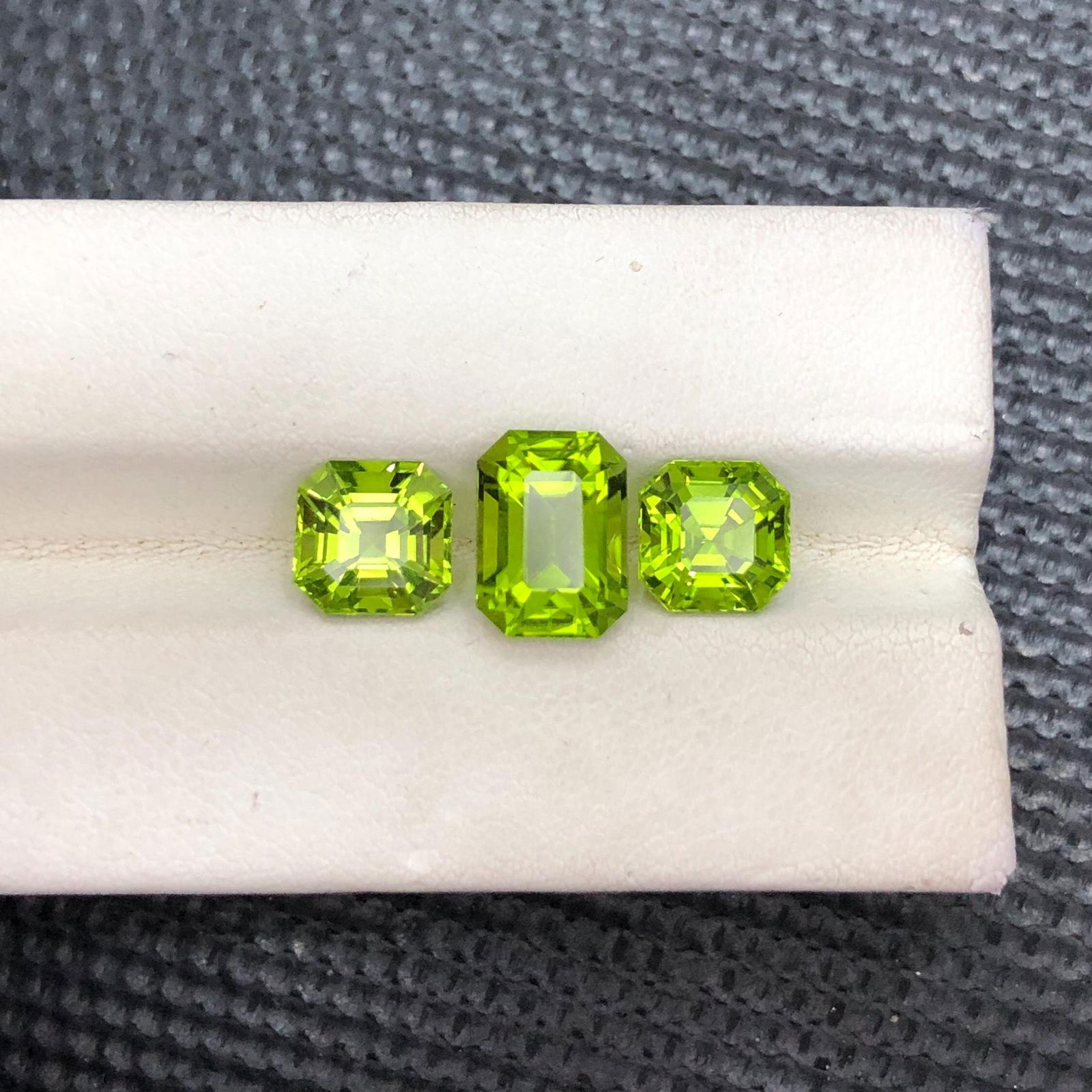 Apple Green Peridot Gemstone Set: Emerald & Asscher Cut, Sapat Valley (1 of 10)