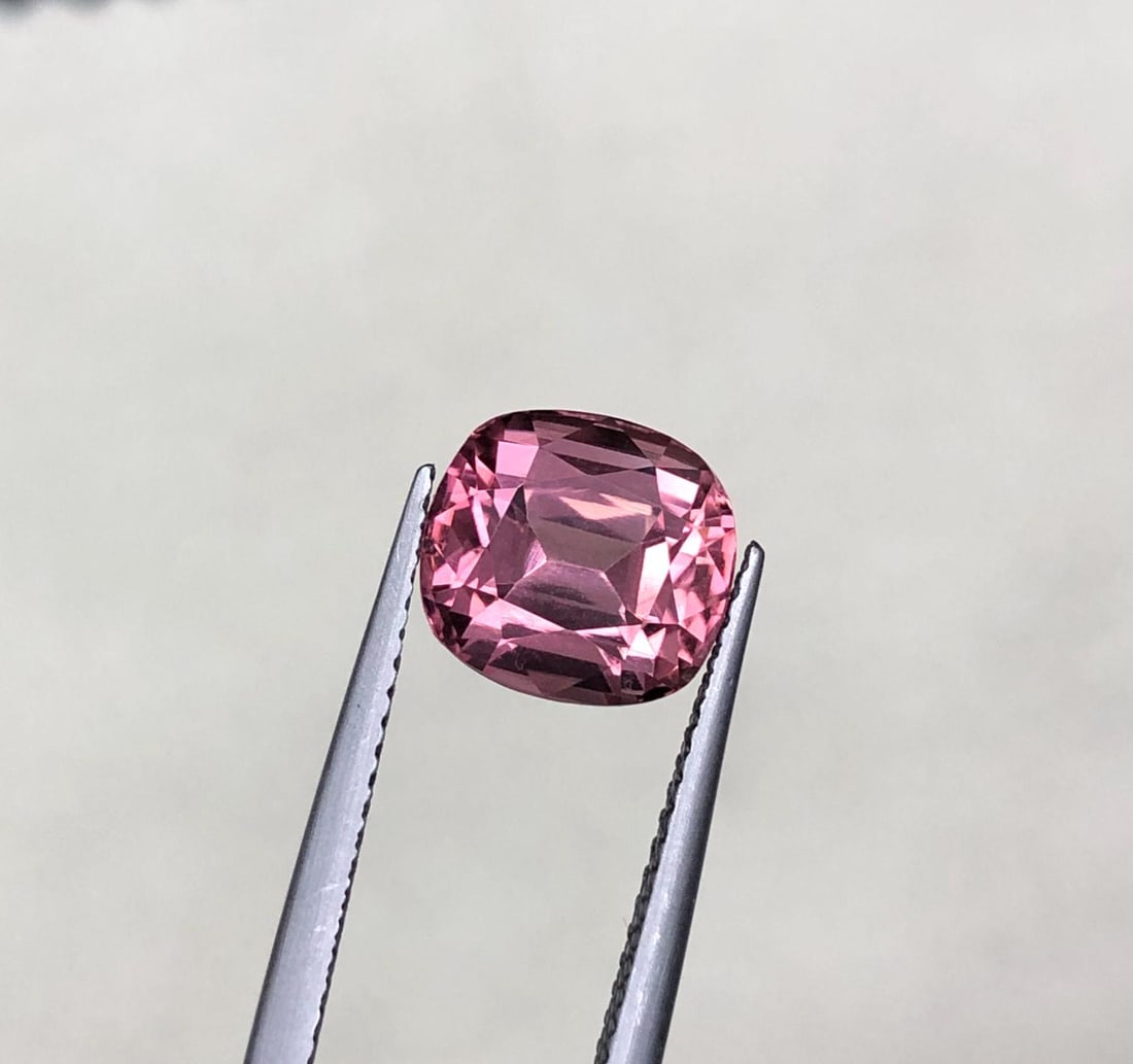 Hot Pink Tourmaline Gemstone: Natural Oval Cushion Cut (9x8.3x7.5mm) - 7