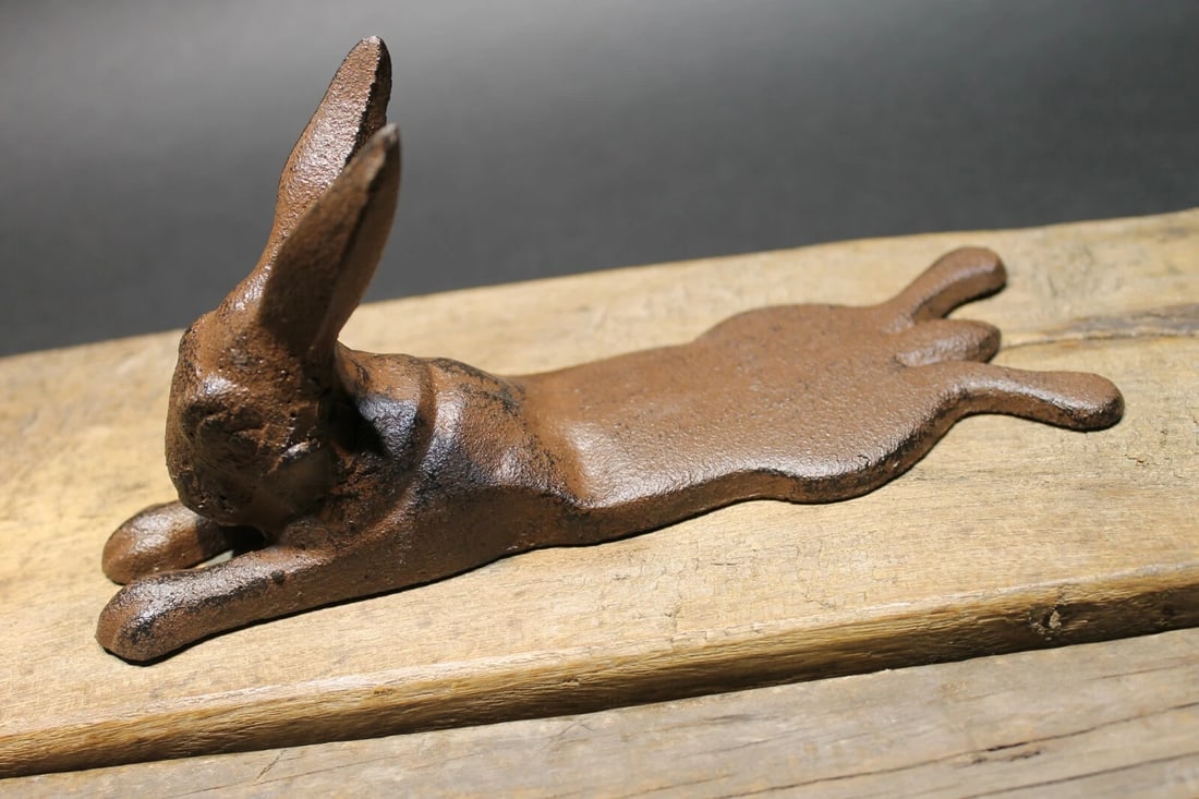 Cast Iron Door Stop Rabbit Hare Wedge Rust/Black - 3