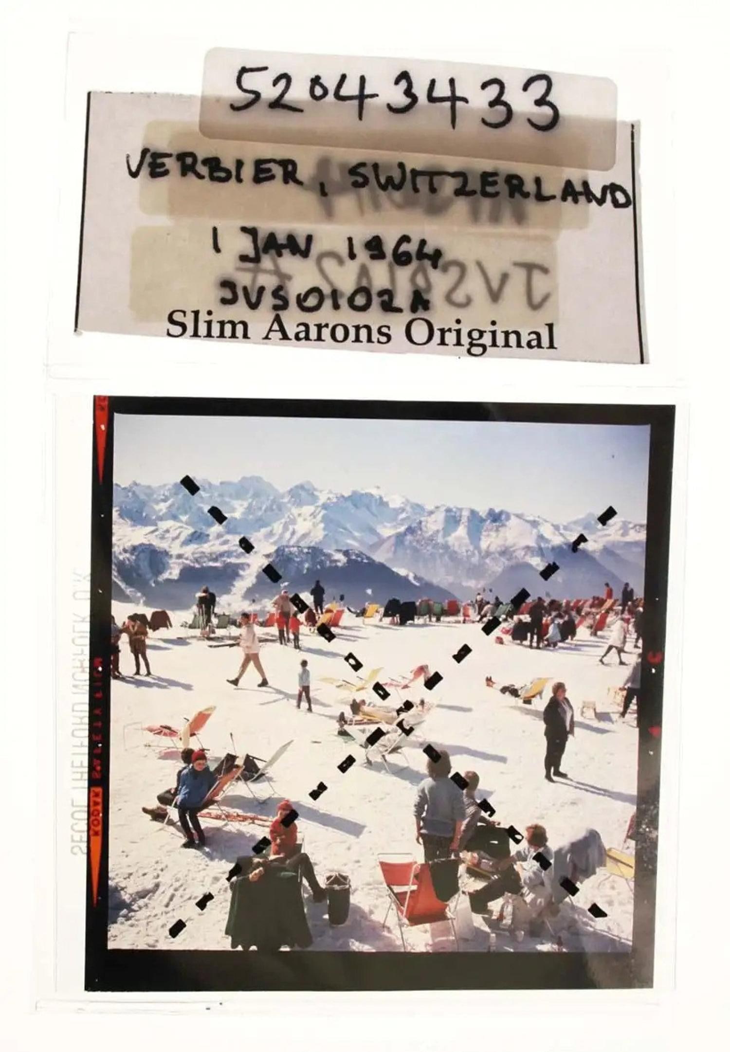Slim Aarons 'Snowmass Village' 1968 Official Limited Estate Edition: 1968 (printed later) - 3
