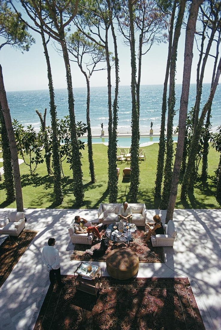 Slim Aarons 'Bergese House' 1967 Official Limited Estate Edition: 1967 (Printed Later) - 7