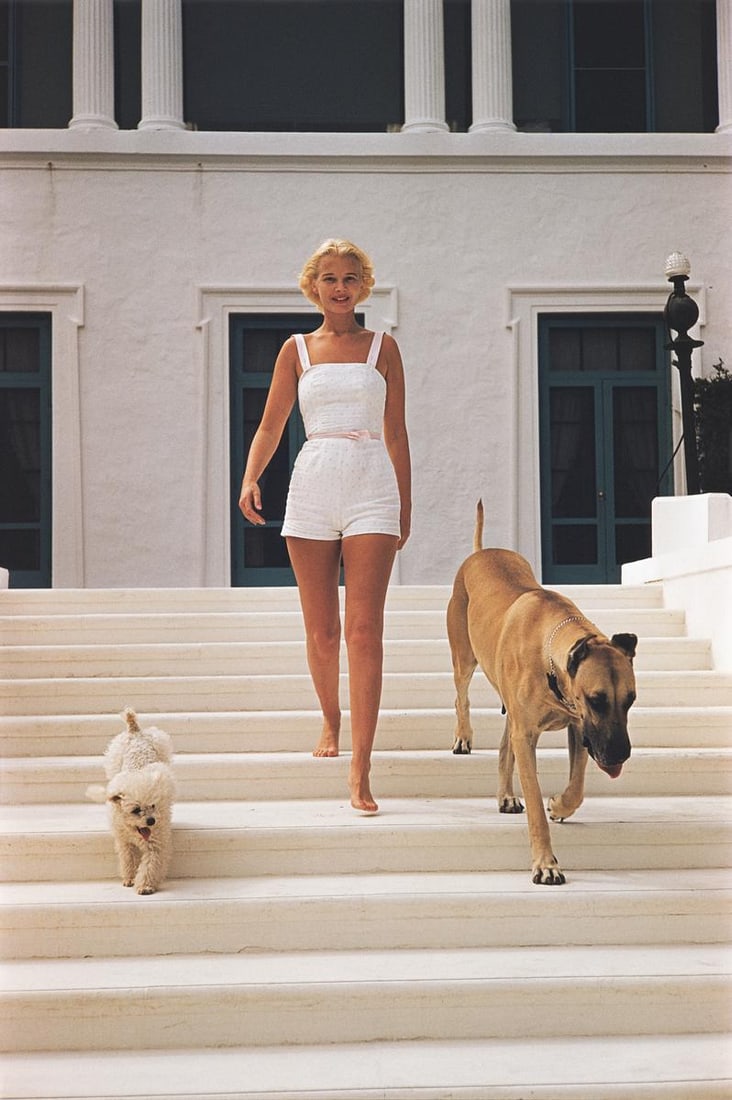 Slim Aarons 'C.Z. Guest' 1955 Official Limited Estate Edition: 1955 (Printed Later) - 7