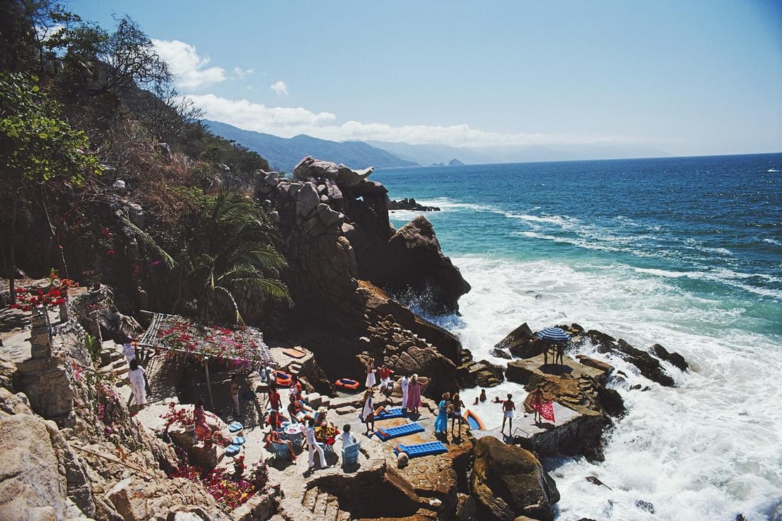 Slim Aarons 'Casa Las Estacas' 1979 Official Limited Estate Edition: 1979 (Printed Later) - 18