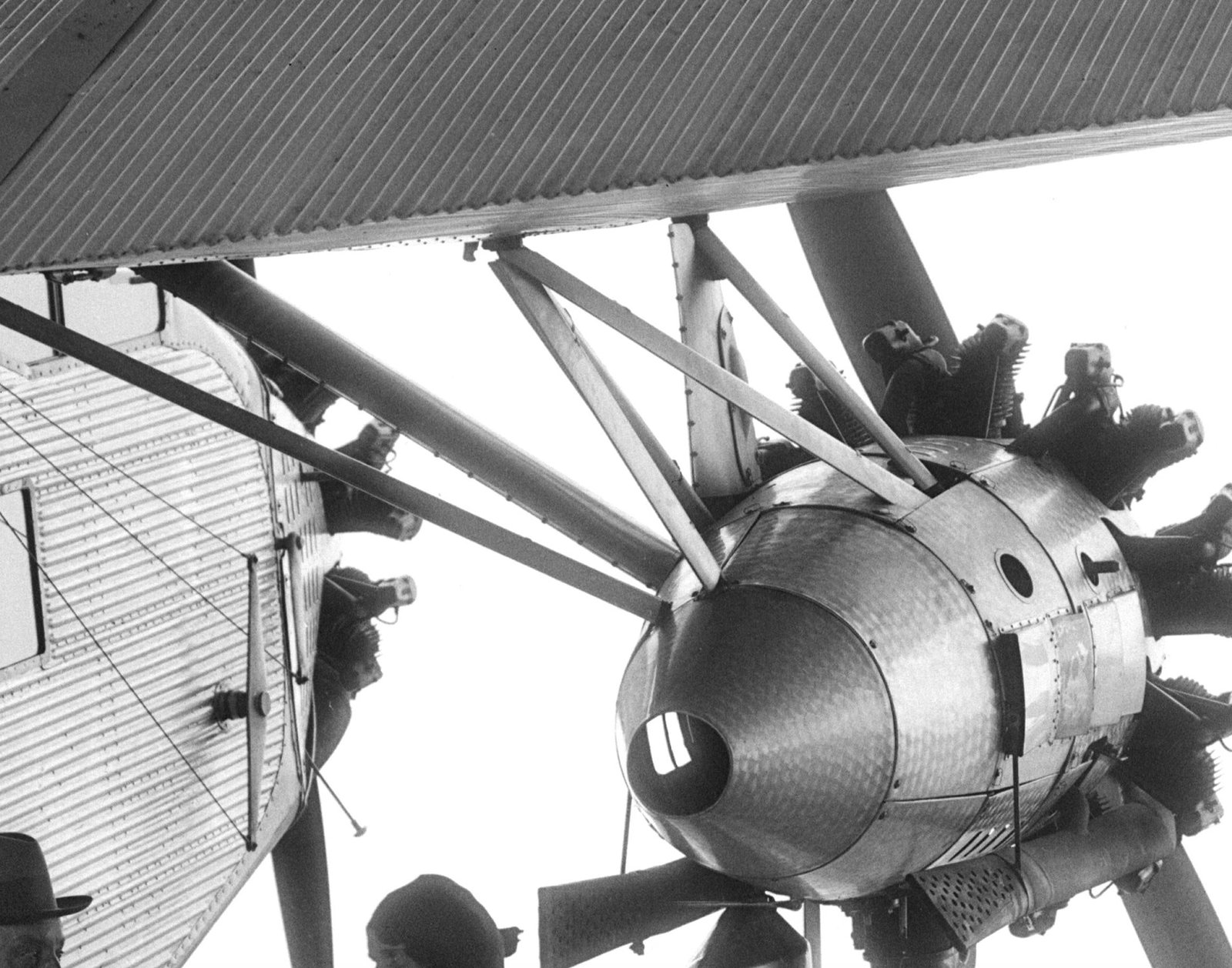 Vintage Travel Elegance - Giant Oversize Silver Gelatin Print Limited Edition: circa 1925 (printed - 17