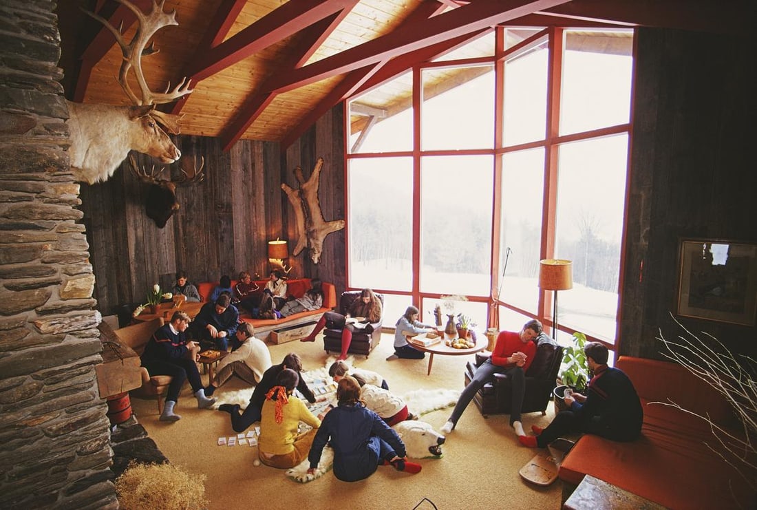 Slim Aarons 'On The Slopes Of Sugarbush' 1960 Official Limited Estate Edition: 1960 (Printed Later): Title: Slim Aarons 'On The Slopes Of Sugarbush' 1960 Official Limited Estate Edition: 1960 (Printed Later) Description: On The Slopes Of Sugarbush' A group of people relaxing at the chalet of stockbro