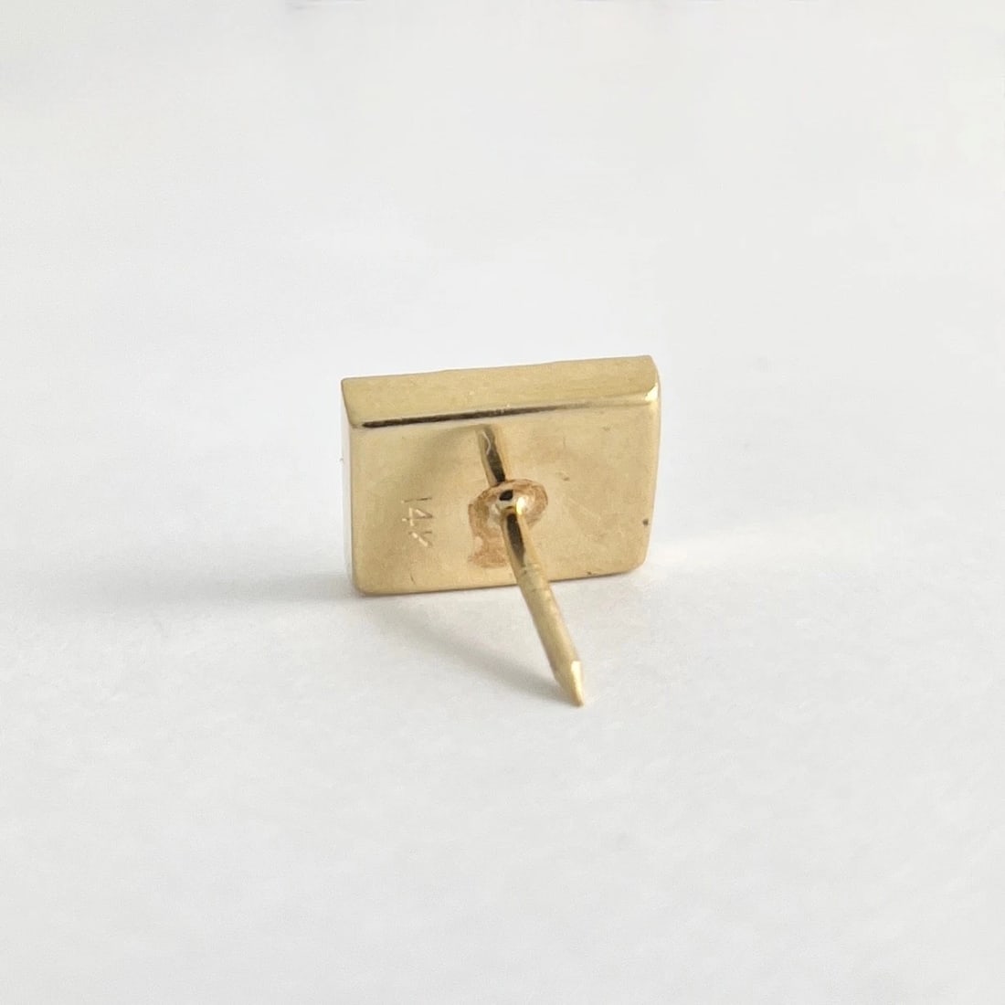 Vintage 1960's Textured Rectangle Pin Tie Tack 14K Yellow Gold, 1.51 Grams - 5