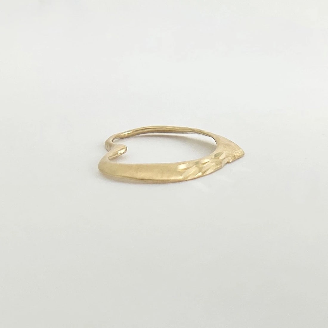 Vintage 1980's Open Heart Charm Necklace Pendant 14K Yellow Gold, .95 Grams - 5