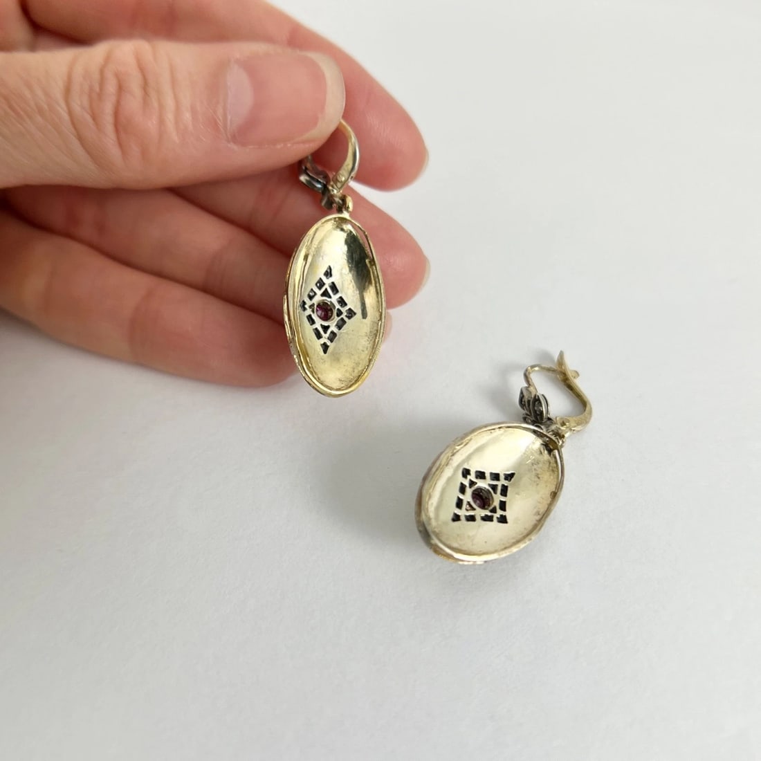 Antique Ruby Diamond Dangle Drop Earrings 18K Yellow Gold and Silver, 6.19 Grams - 5