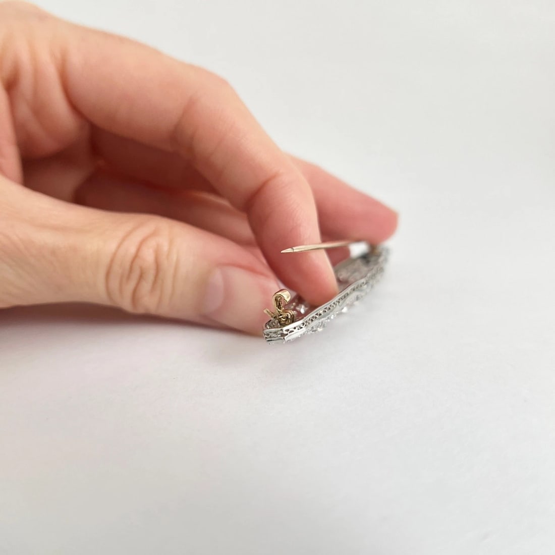 Antique Edwardian Long Filigree Diamond Brooch Pin Platinum, 10.23 Grams - 9