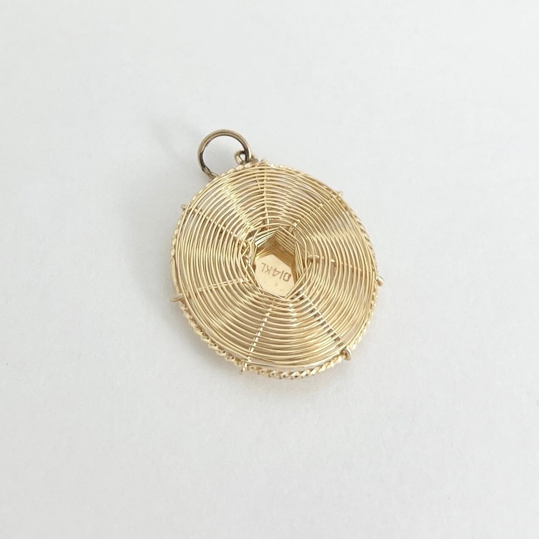 Vintage 1960's Pearl Hat Pendant Charm 14K Yellow Gold, 2.05 Grams - 6