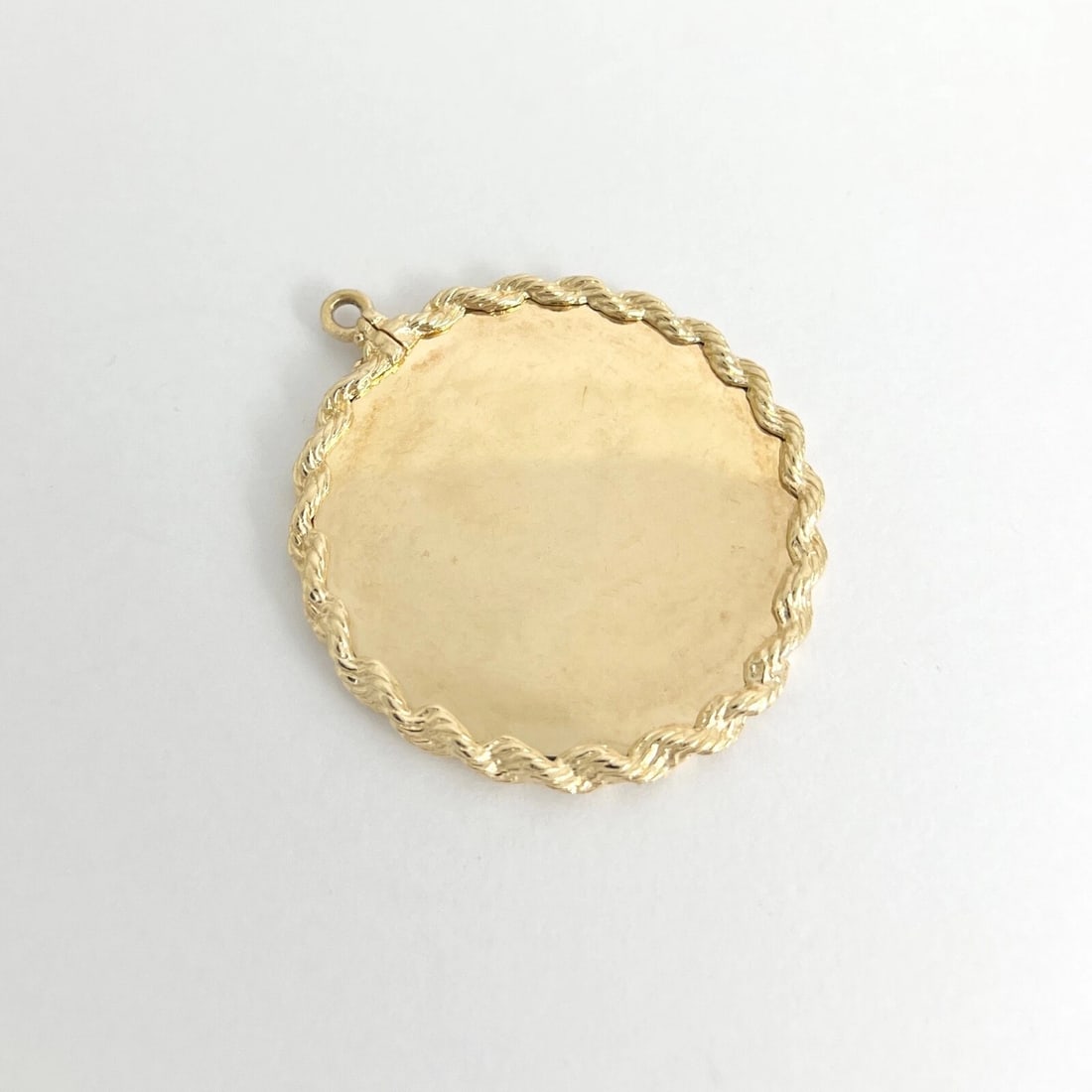 Vintage 1960's Engine Turned Disc Rope Pendant Charm 14K Yellow Gold, 15.69 Gram - 5