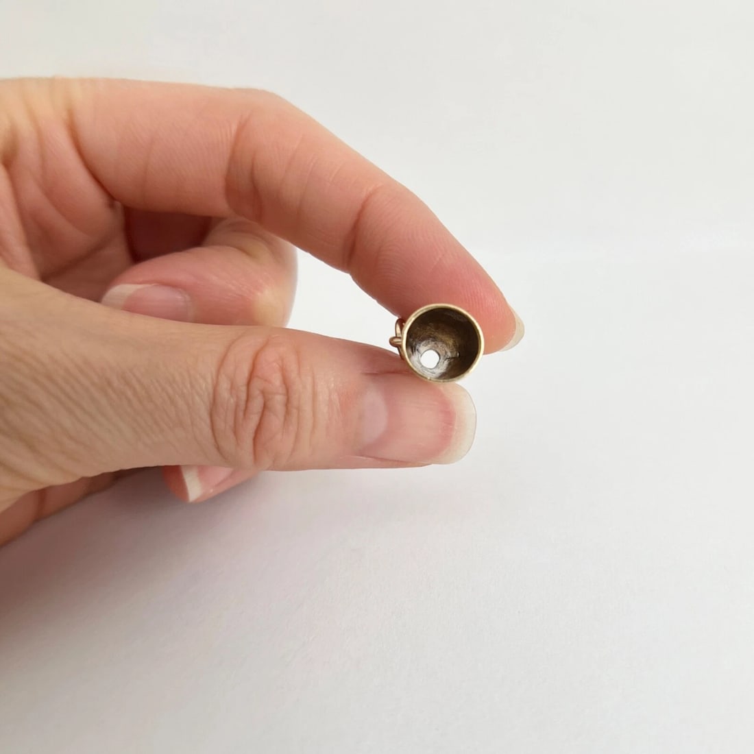 Vintage 1950's Cheerleader Megaphone Charm 14K Yellow Gold, 1.70 Grams - 4