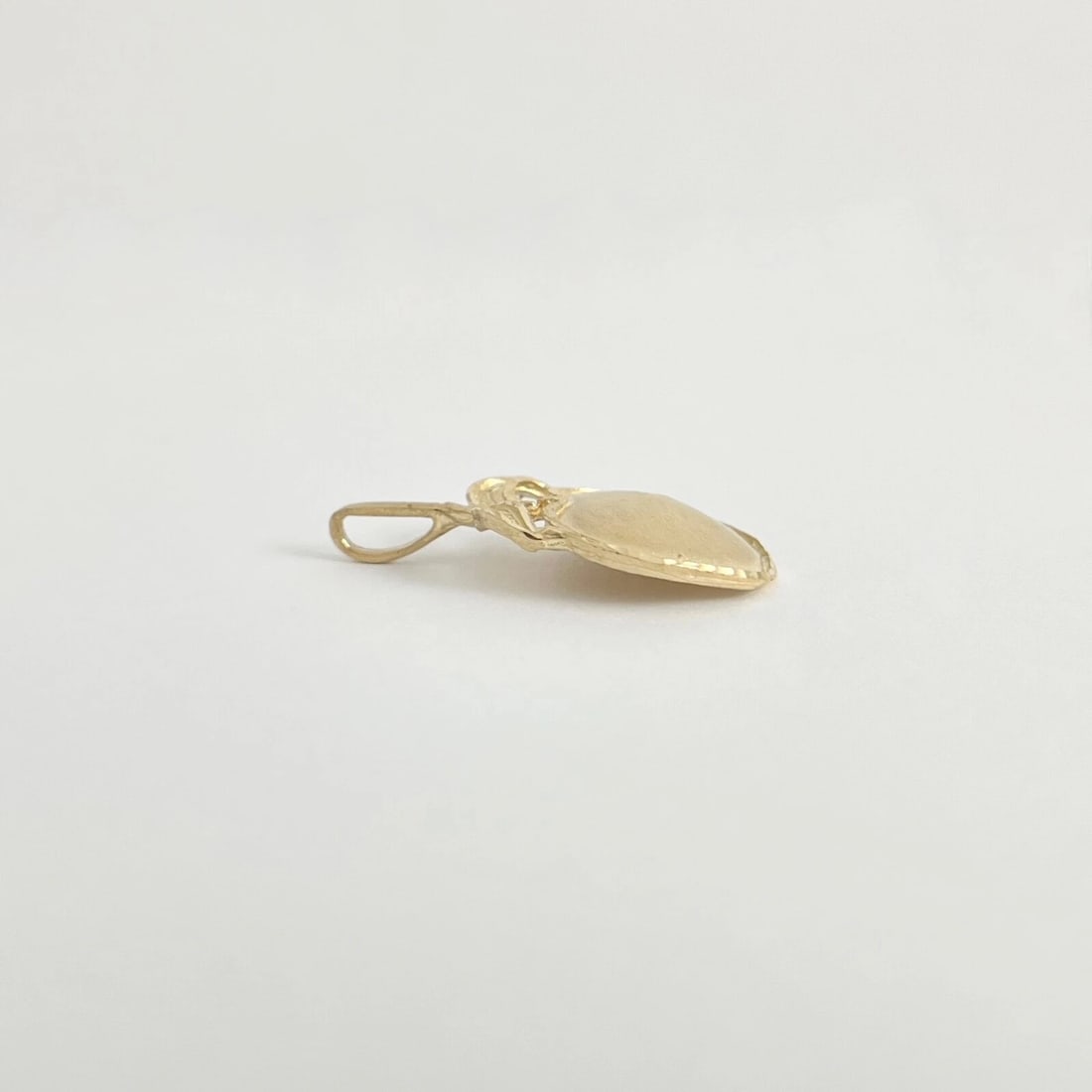 Vintage 1960's Apple Pendant Charm 14K Yellow Gold, 2.36 Grams - 5