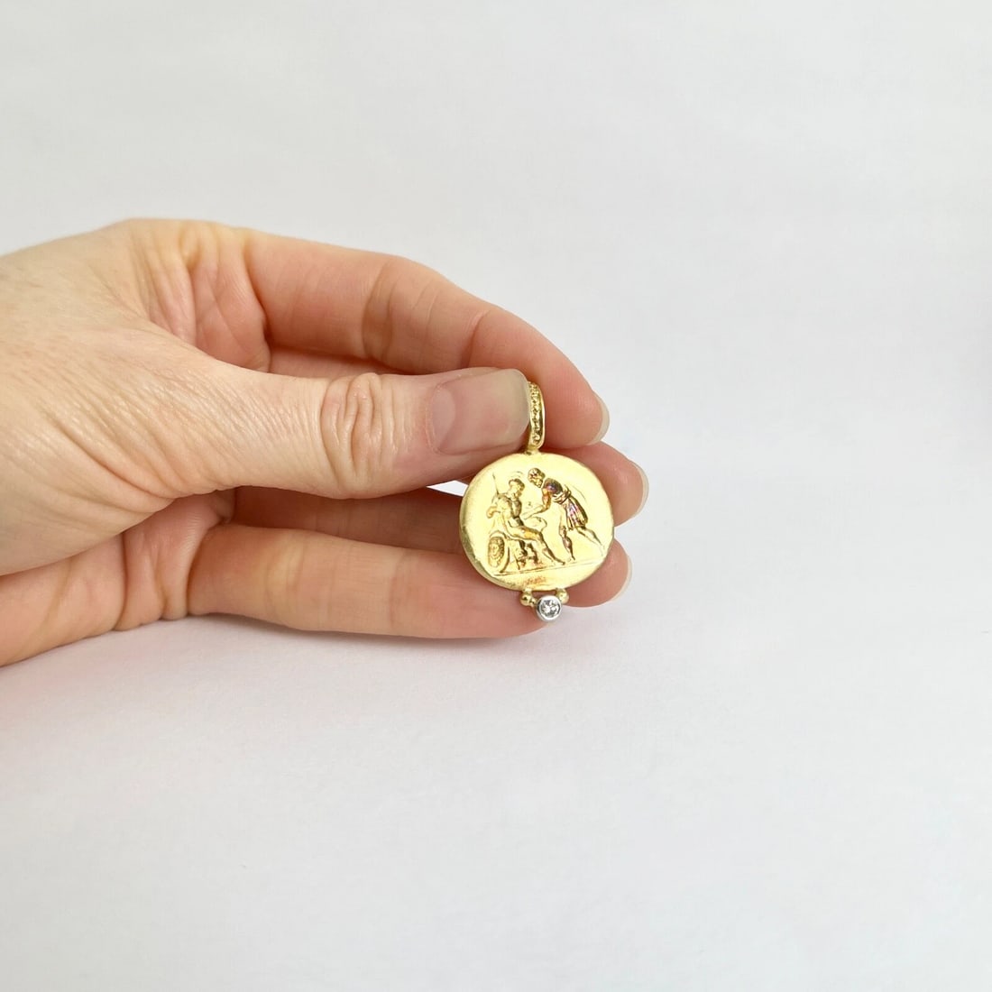 Vintage Roman Soldier Diamond Necklace Pendant 18K Yellow Gold, 5.74 Grams - 2