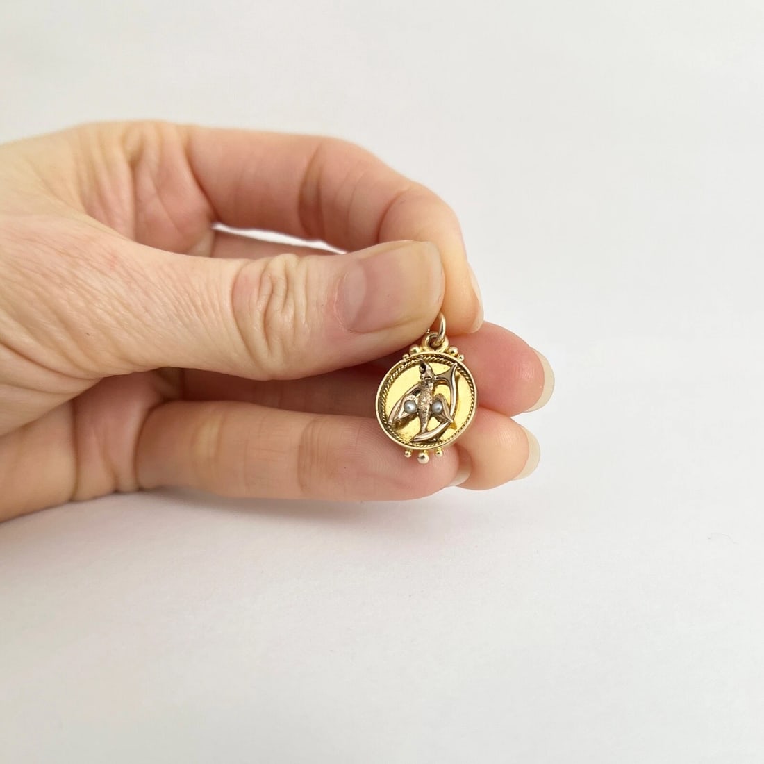 Antique Bird Wishbone Seed Pearl Necklace Pendant Charm 14K Yellow Gold, 1.99 Gr - 4