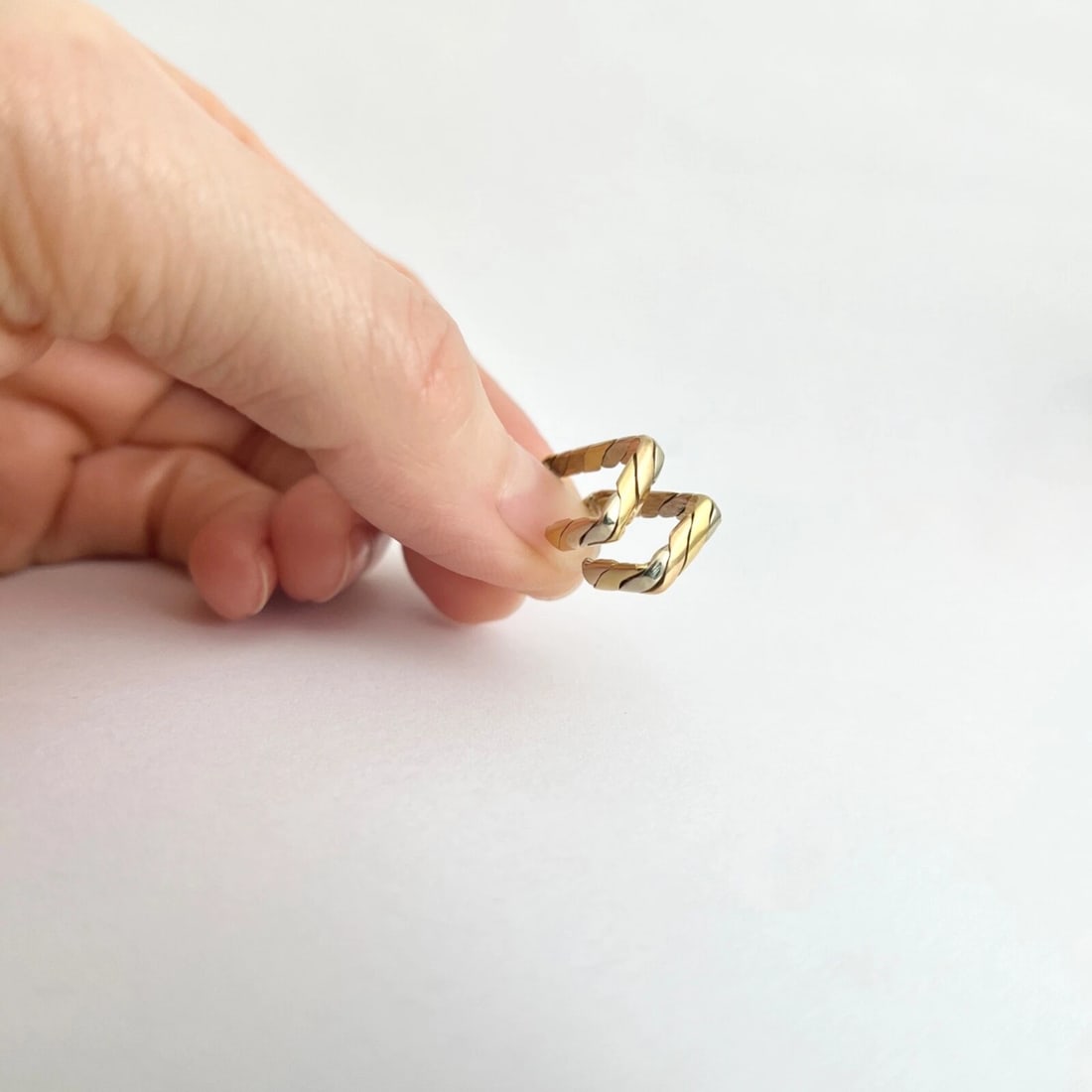 Vintage Tri-Color Square Hoop Earrings 18K Yellow Rose White Gold, 2.81 Grams - 6