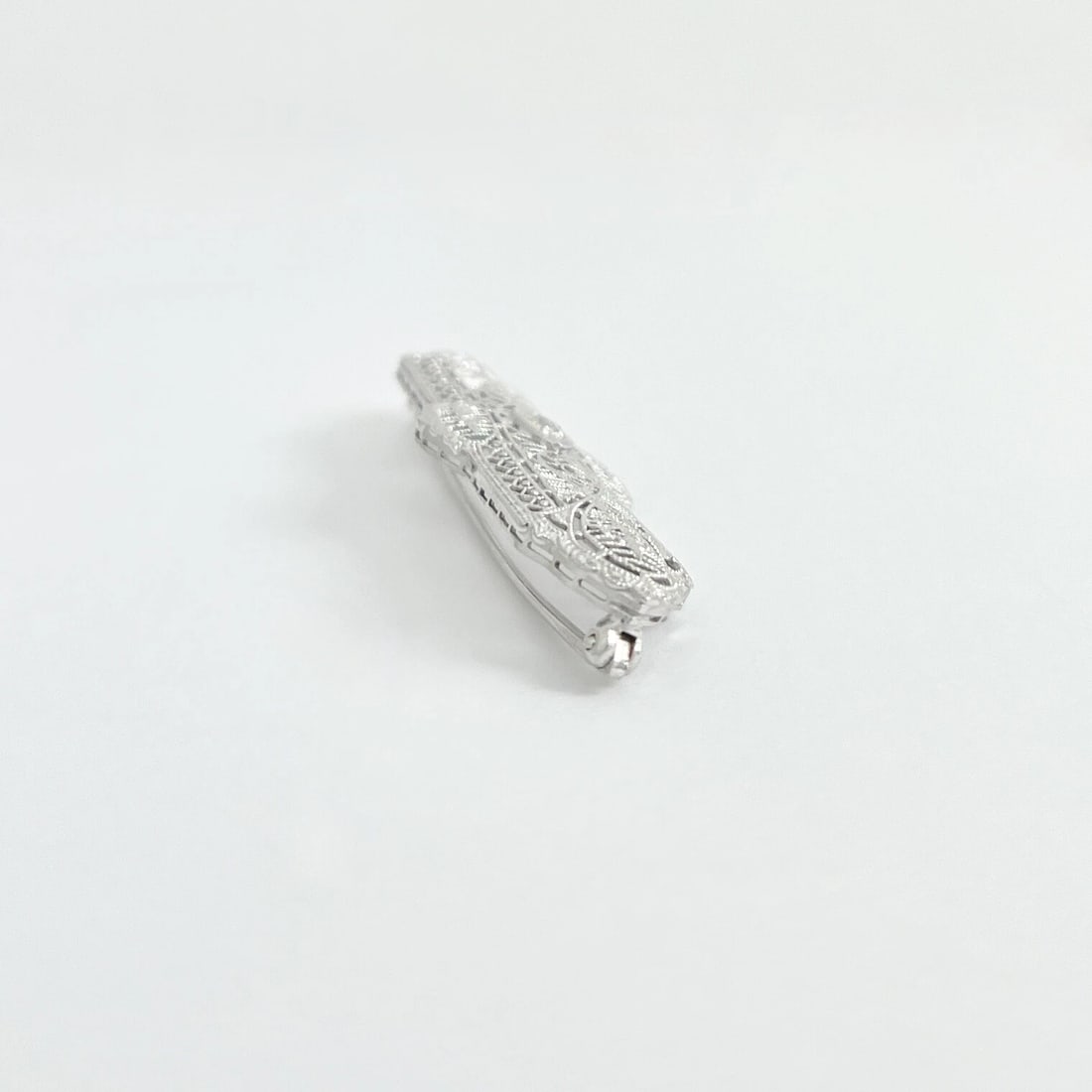 Antique Art Deco Diamond Filigree Long Brooch Pin 14K White Gold, 3.79 Grams - 8