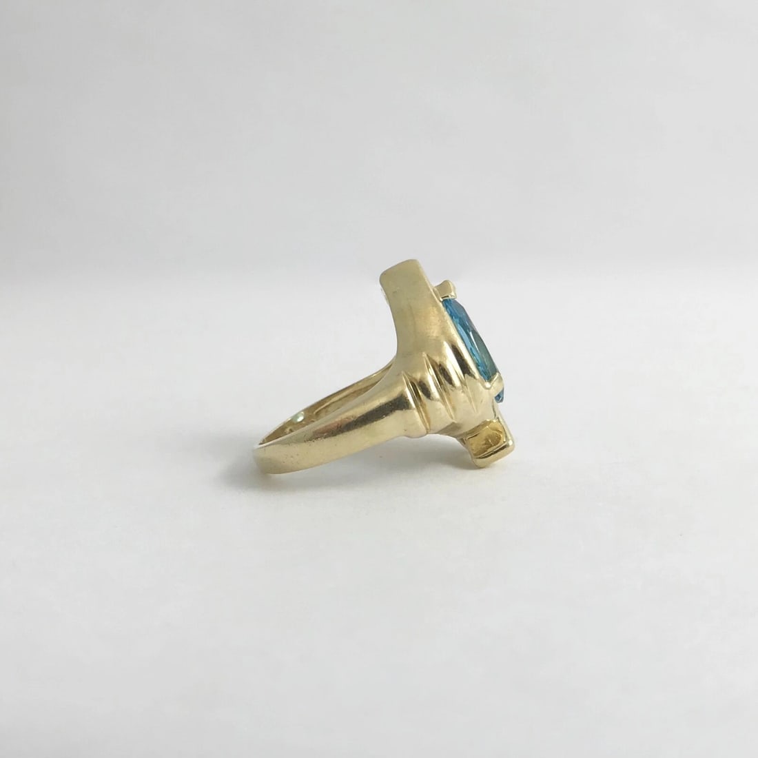 Vintage Pear Blue Topaz Diamond Cocktail Ring 14K Yellow Gold, 5.55 CTW, 6.42 Gr - 8