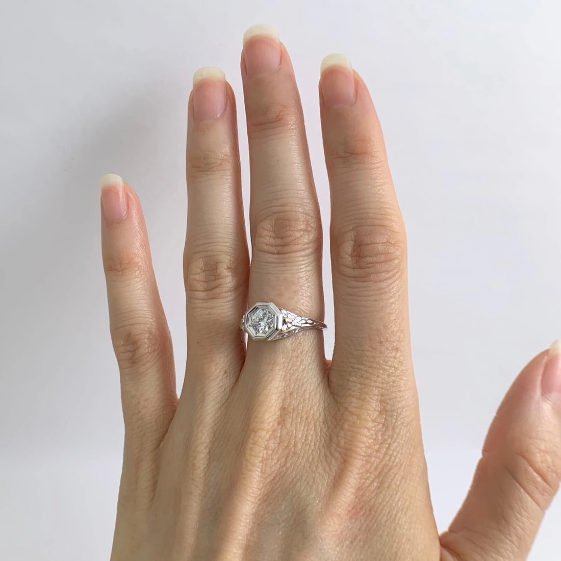 Antique Art Deco Round Diamond Filigree Engagement Ring 18K White Gold, 2.86 Gr - 3