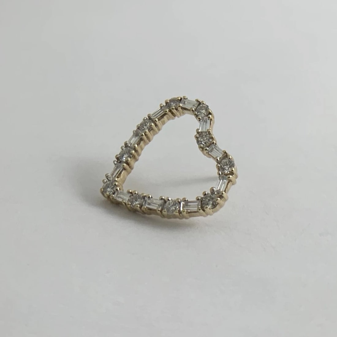 Vintage 1960's Diamond Heart Brooch Pin Tie Tack 14K Yellow Gold, 2.52 Grams - 9