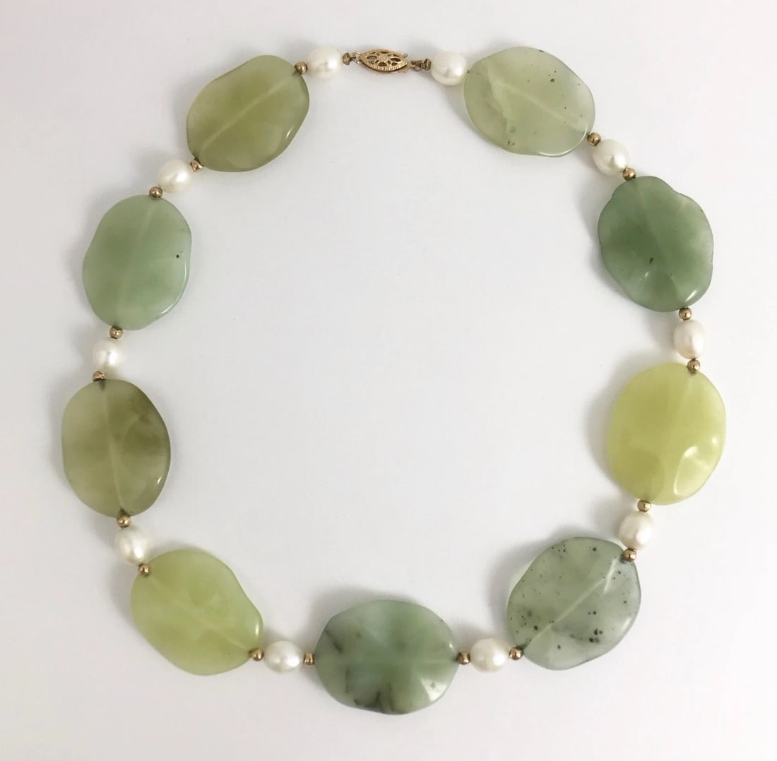 Vintage Green Jade Pearl Necklace 14K Yellow Gold, 15.5 Inches, 65.17 Grams - 6