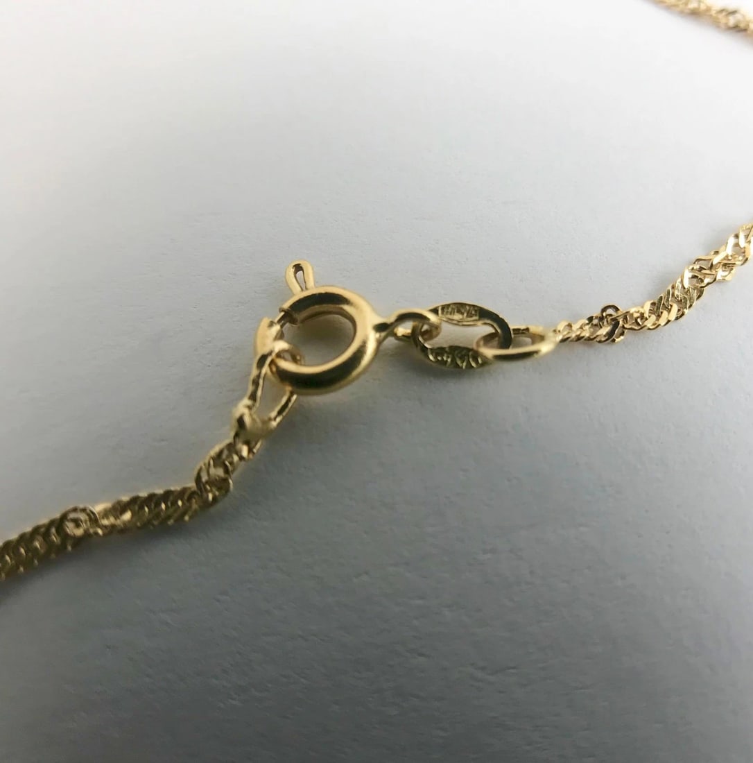 Vintage Oval Simulated Ruby CZ Halo Pendant Necklace 18K Yellow Gold, 5.47 Grams - 9