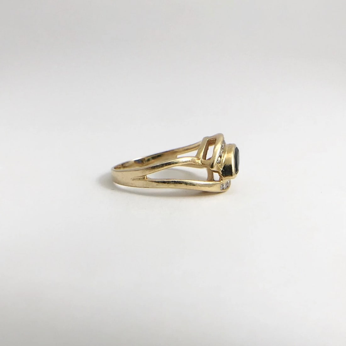 Vintage Marquise Dark Blue Sapphire Diamond Ring 14K Yellow Gold, 2.8 Grams - 10