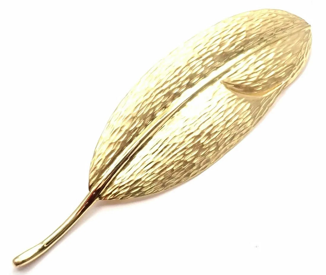 Authentic! Tiffany & Co Angela Cummings 18k Yellow Gold Leaf Pin Brooch (1 of 8)