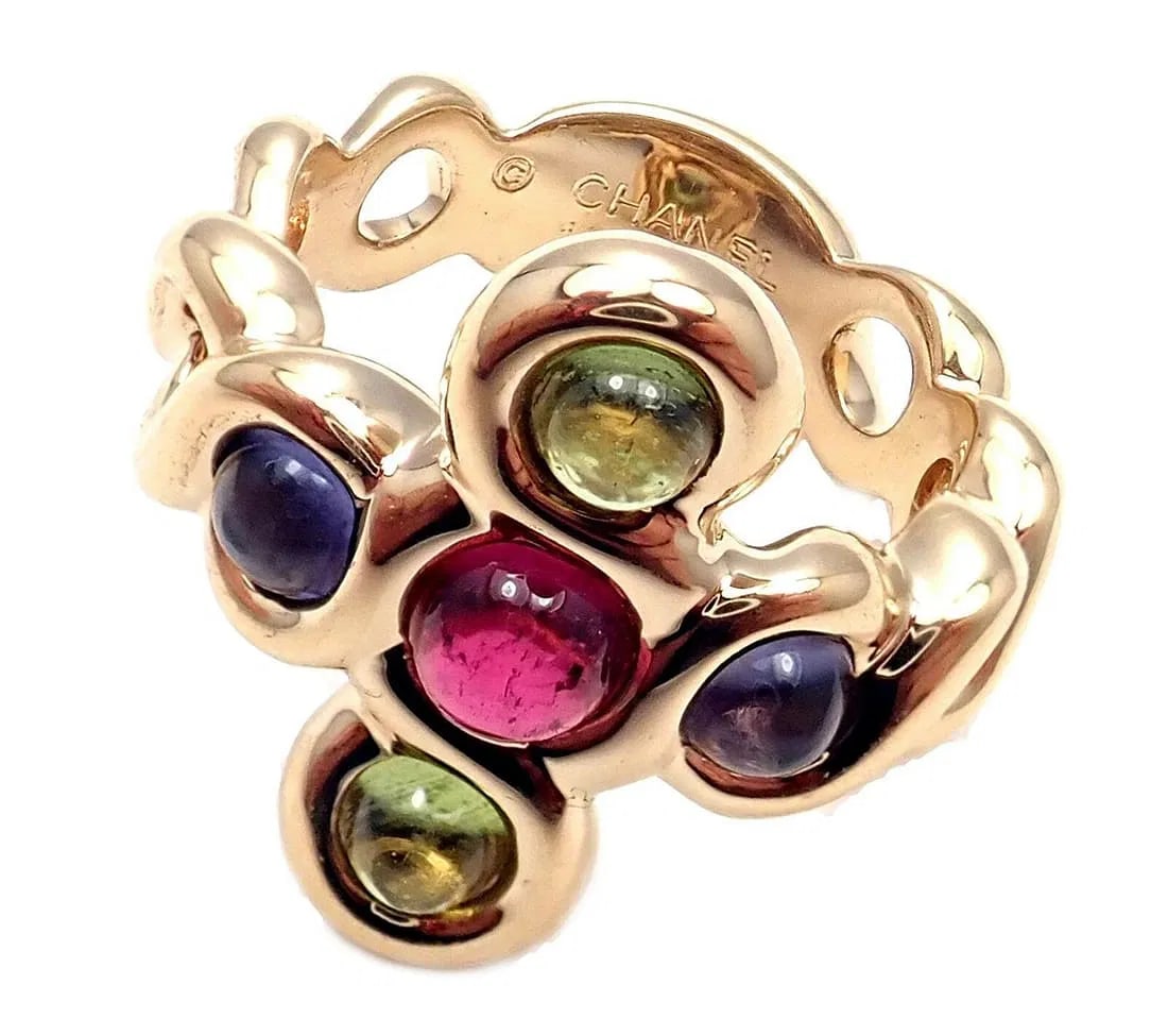 Authentic! Chanel 18k Yellow Gold Pink Green Tourmaline Ring sz 4.5: Authentic! Chanel 18k Yellow Gold Pink Green Tourmaline Ring sz 4.5 About This Piece: Metal: 18k Yellow Gold Measurements: Size:4.5 Width at top: 19mm Weight: 10.2 grams Stones: 2 Round Amethyst stone