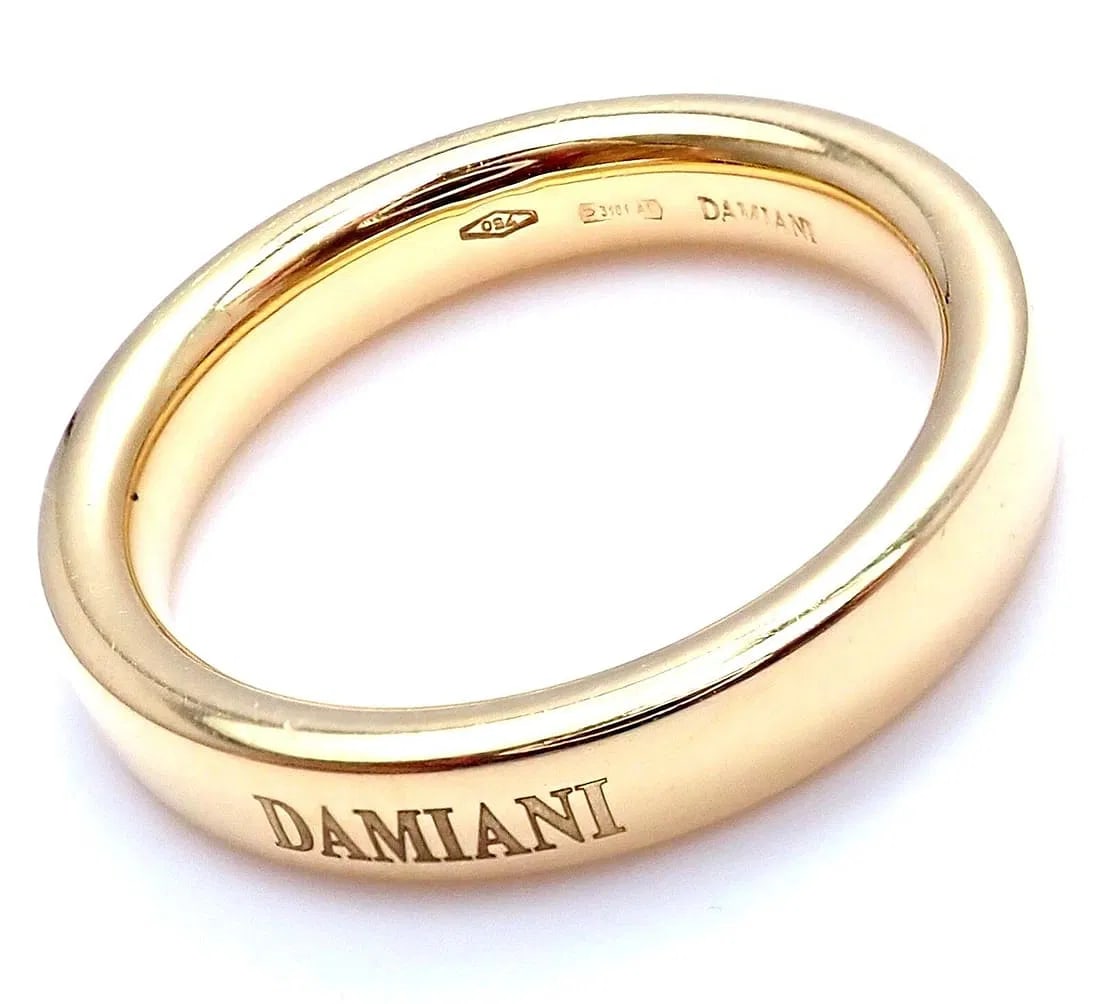 Rare! Authentic Damiani 18k Yellow Gold 3.5mm Band Ring Sz 5.5: Rare! Authentic Damiani 18k Yellow Gold 3.5mm Band Ring Sz 5.5 About This Piece: Rare! Authentic Damiani 18k Yellow Gold 3.5mm Band Ring Sz 5.5 Welcome to Fortrove Payment /<br