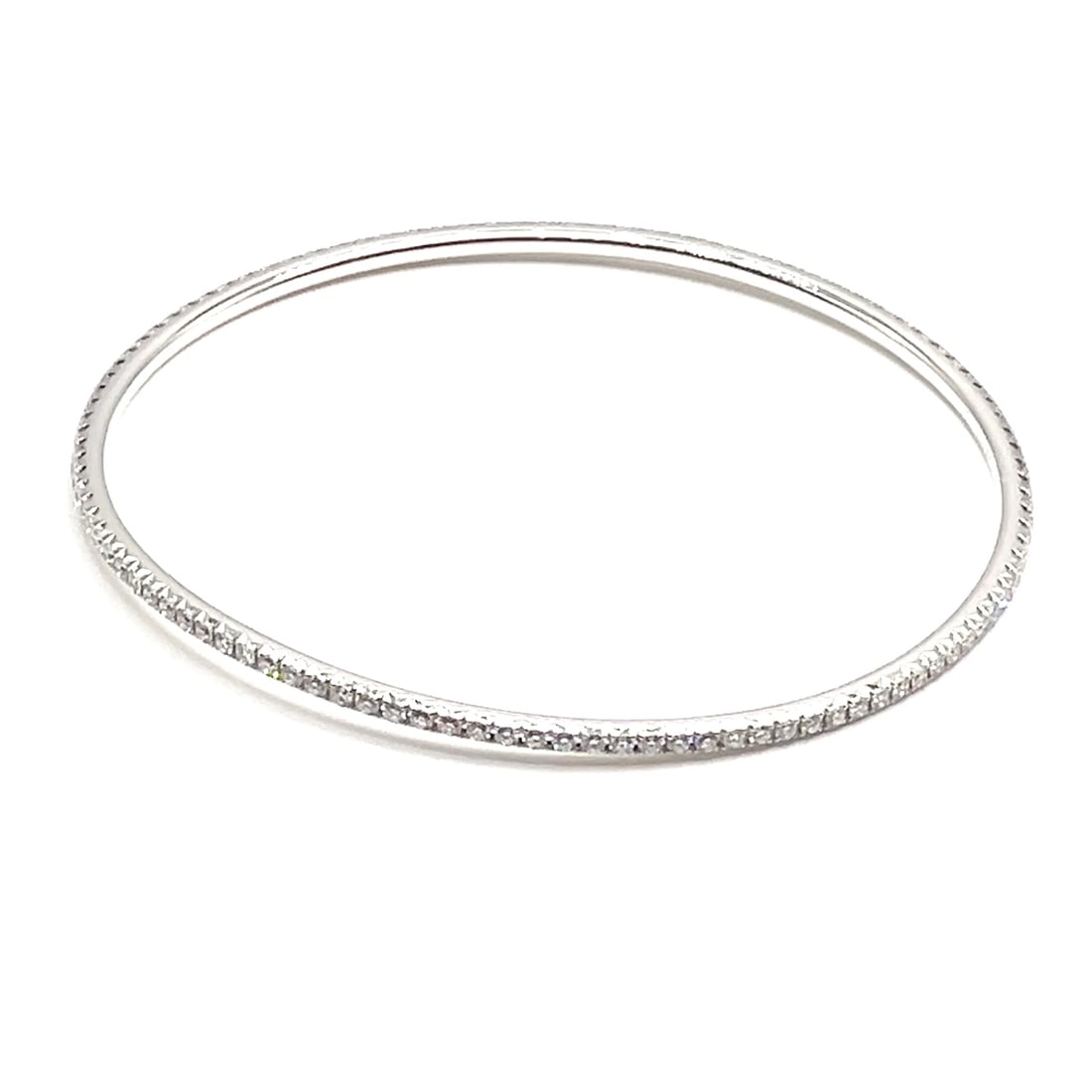 Authentic! Tiffany & Co Metro 18k White Gold Full Diamond Bangle Bracelet: Authentic! Tiffany & Co Metro 18k White Gold Full Diamond Bangle Bracelet About This Piece: The Tiffany & Co Metro Bangle is a stunning piece crafted in 18k white gold, fully encrusted with dazzling d