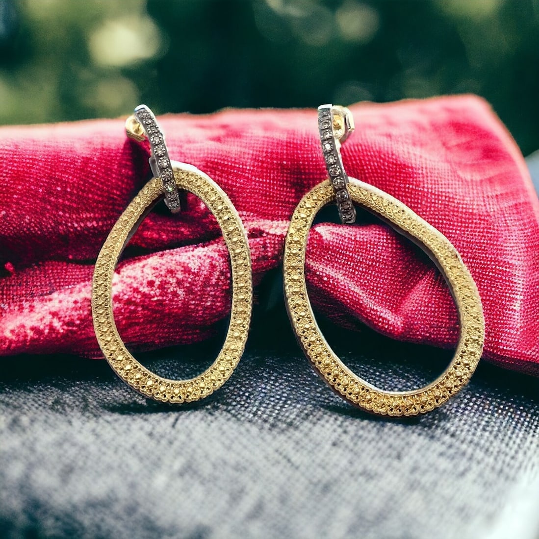 Armenta 18k Yellow Gold & Blackened Sterling Silver Diamond Statement Earrings: Armenta 18k Yellow Gold & Blackened Sterling Silver Diamond Statement Earrings Armenta 18k Yellow Gold & Blackened Sterling Silver Diamond Statement Earrings Product Description About This Piece: The