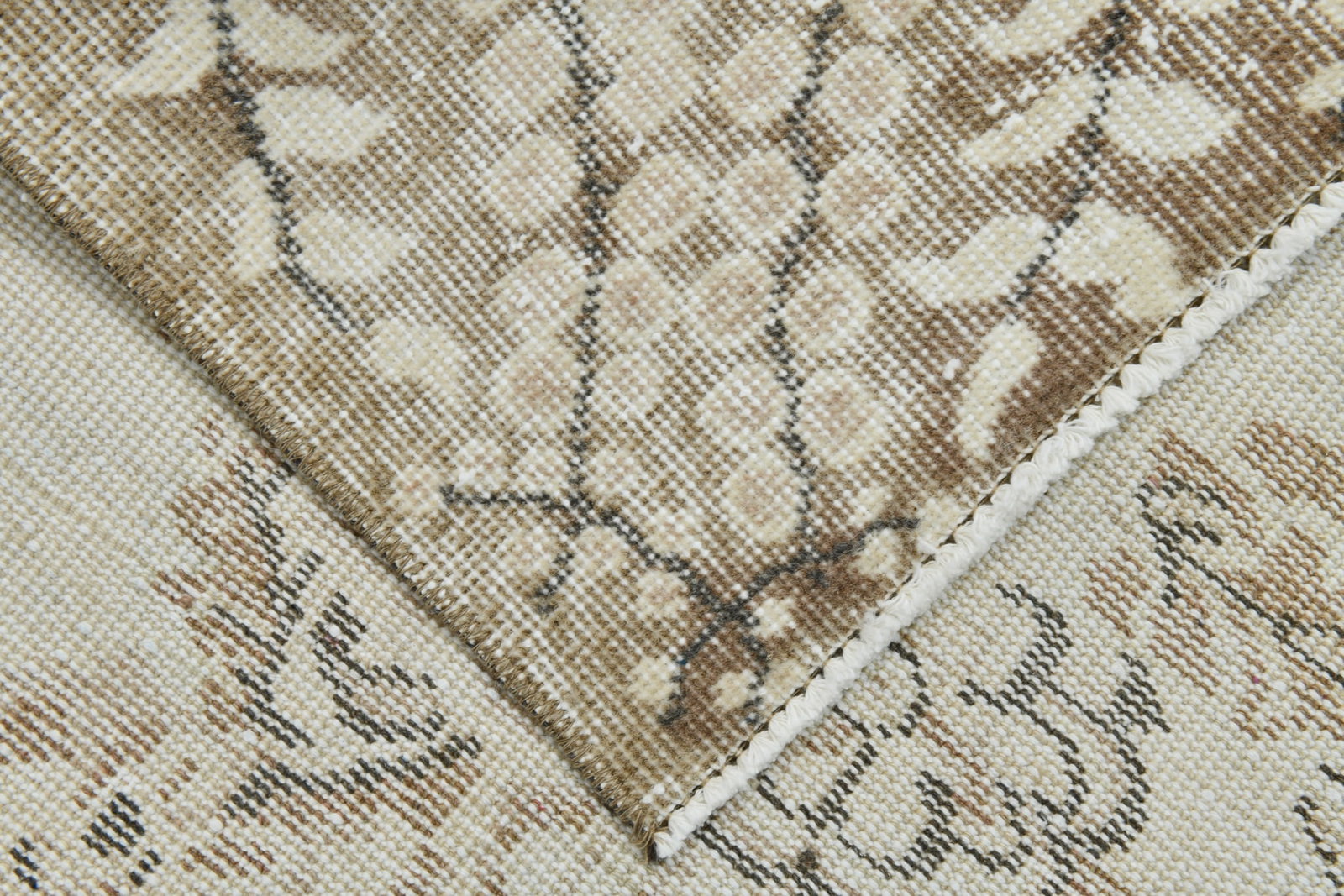 6'9'' x 10'3'' Handmade Vintage Wool Rug - 21539 - 19