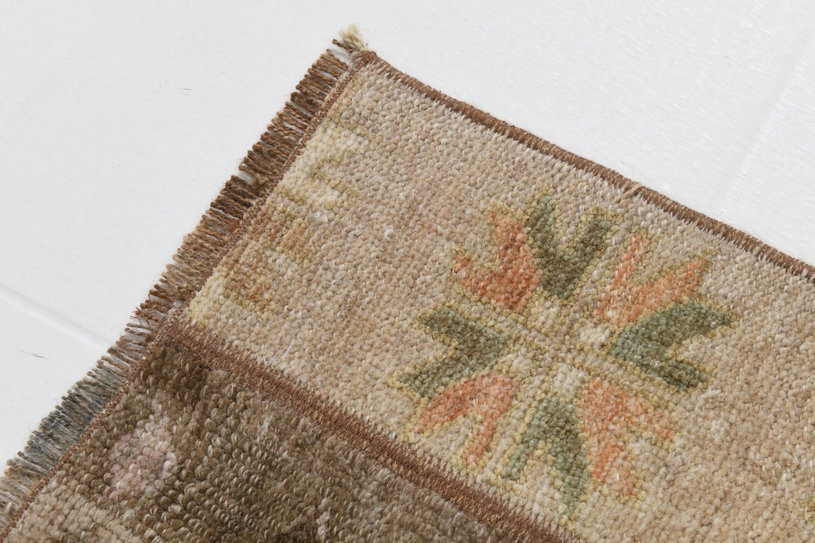 2'3'' x 5'9'' Turkish Vintage Runner Rug - 21344 - 14