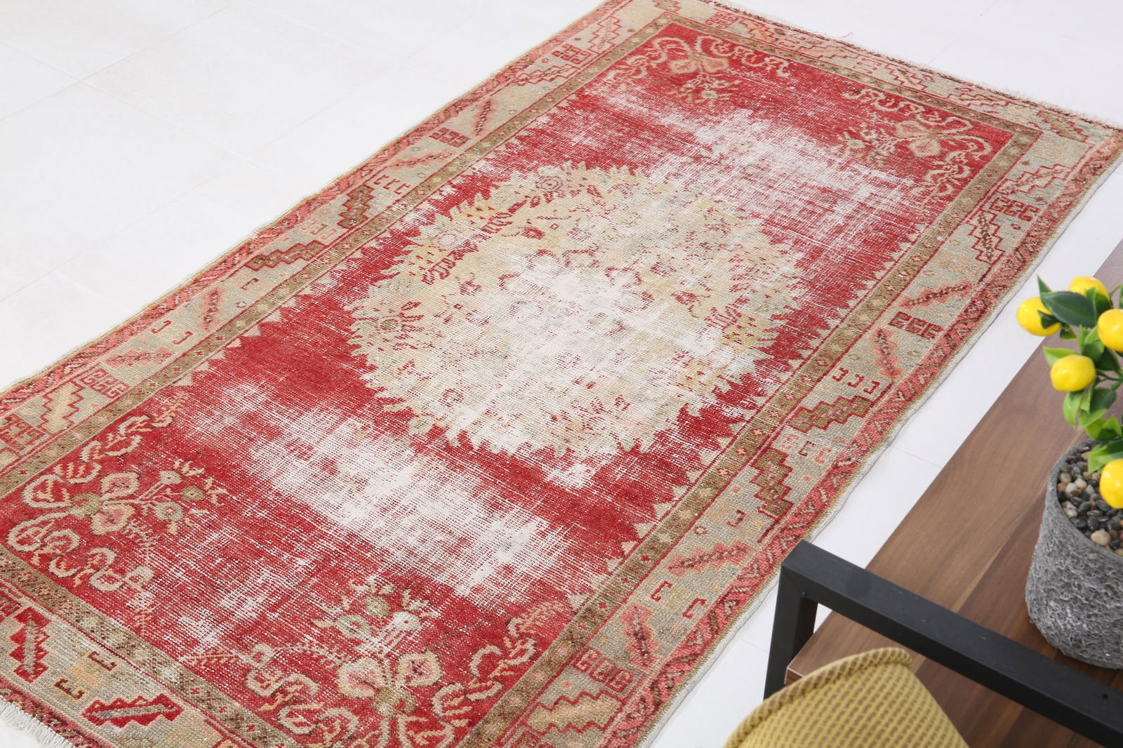 3'5'' x 6'2'' Handmade Vintage Wool Rug - 4734 - 7