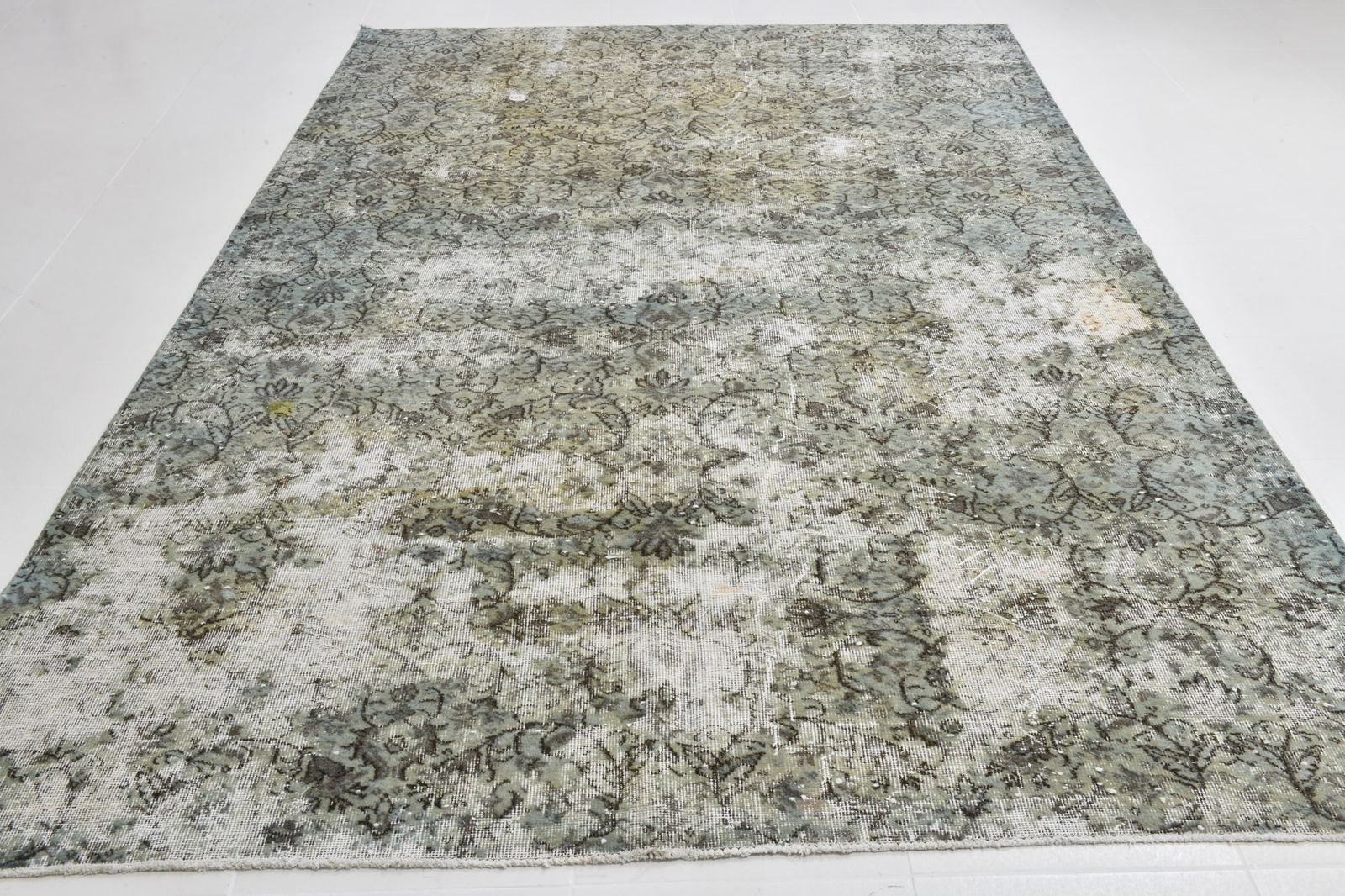 6'9'' x 10'2'' Handmade Vintage Wool Rug - 20257 - 2