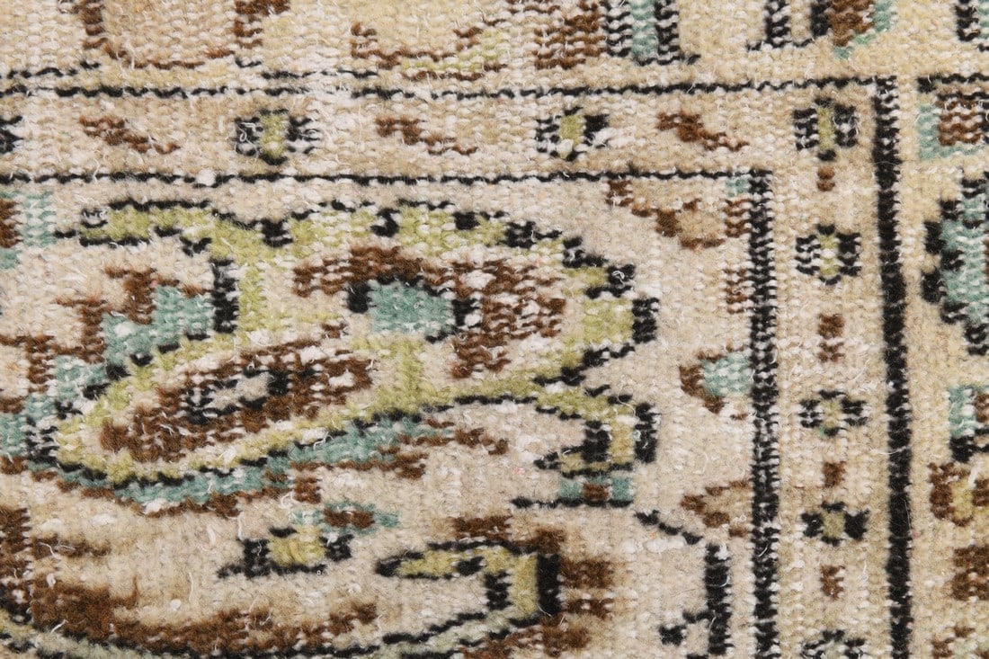 5'1'' x 7'8'' Handmade Vintage Wool Rug - 24776 - 12