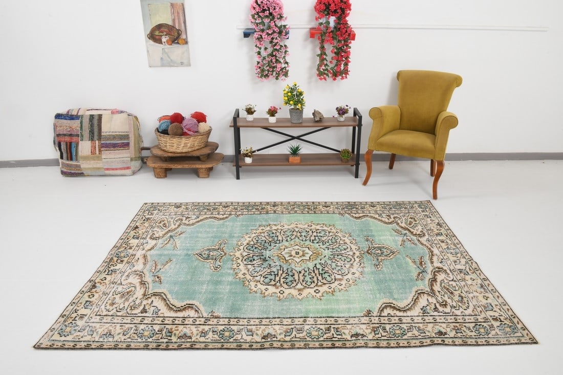 5'1'' x 7'8'' Handmade Vintage Wool Rug - 24776 - 3