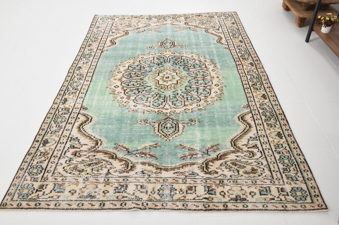 5'1'' x 7'8'' Handmade Vintage Wool Rug - 24776 - 6