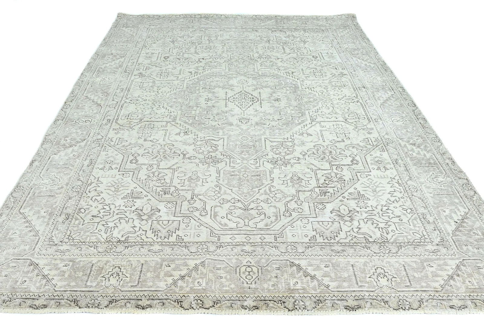 Antique Muted Beige Floral 6X9 Distressed Vintage Oriental Rug - 2