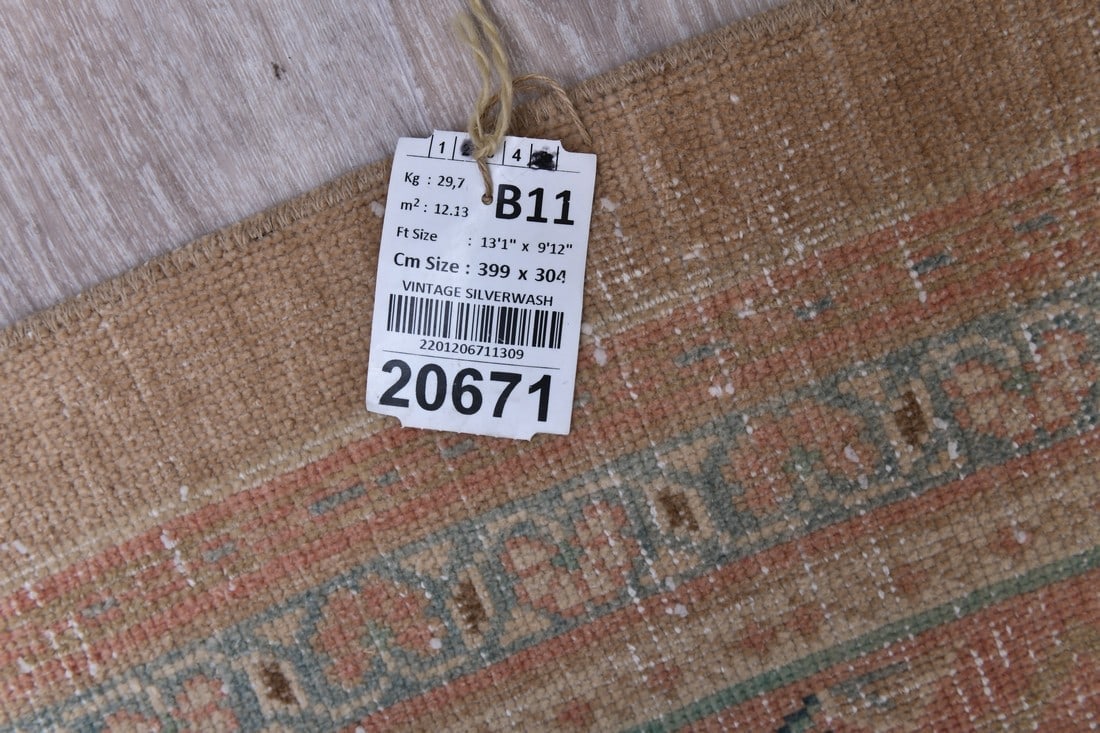 9'11'' x 13'1'' Handmade Vintage Wool Rug - 20671 - 19