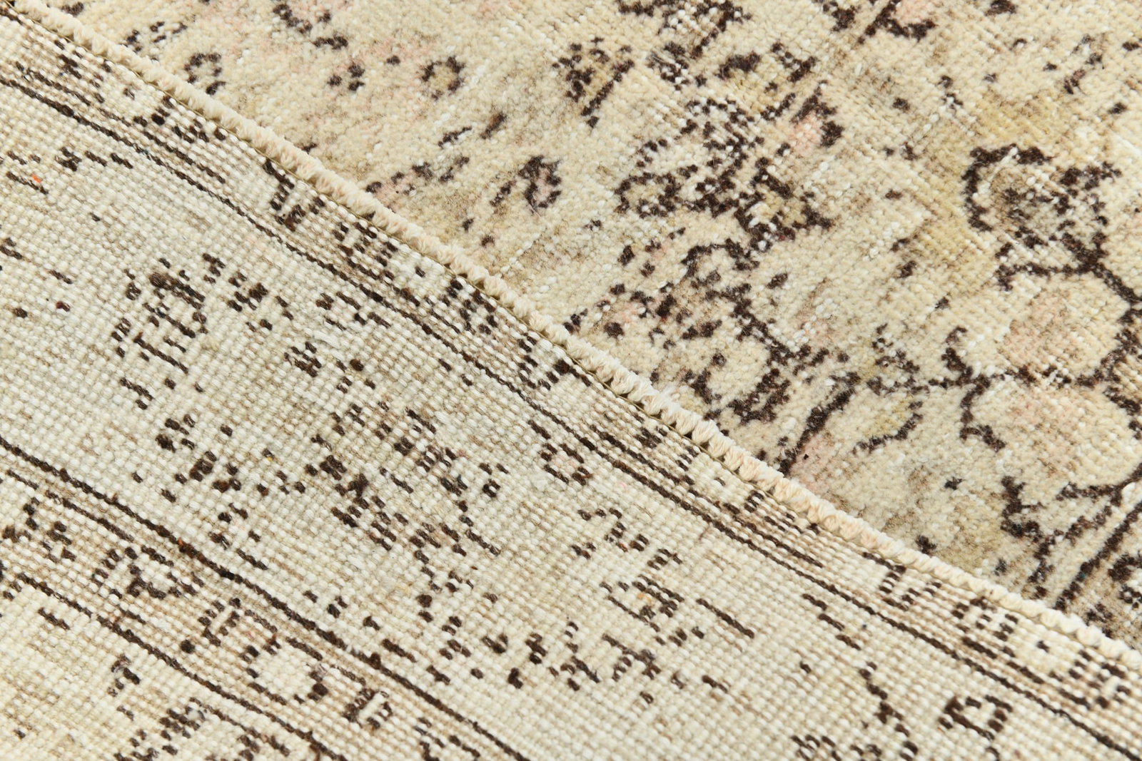 5'4'' x 9'3'' Unique Handmade Vintage Rug - 21761 - 17