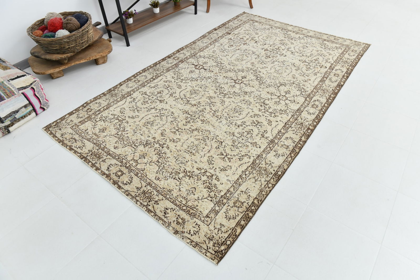 5'4'' x 9'3'' Unique Handmade Vintage Rug - 21761 - 4