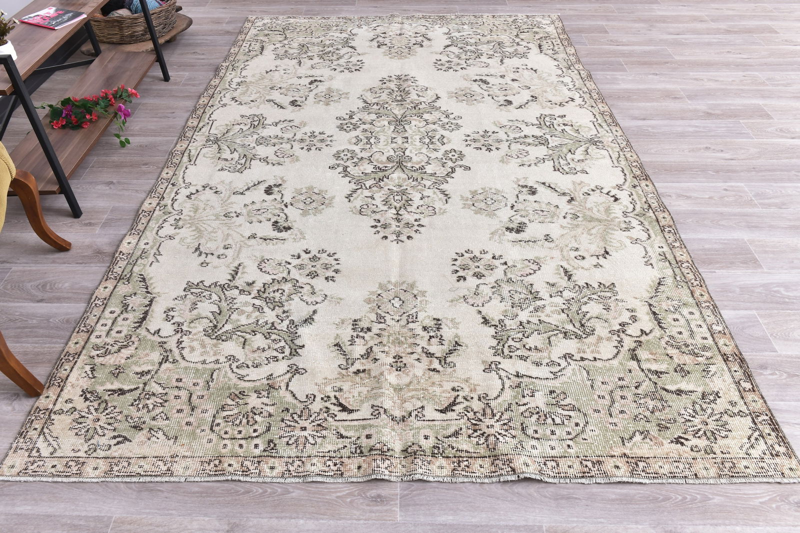 6'5'' x 9'11'' Handmade Vintage Wool Rug - 240649 - 3