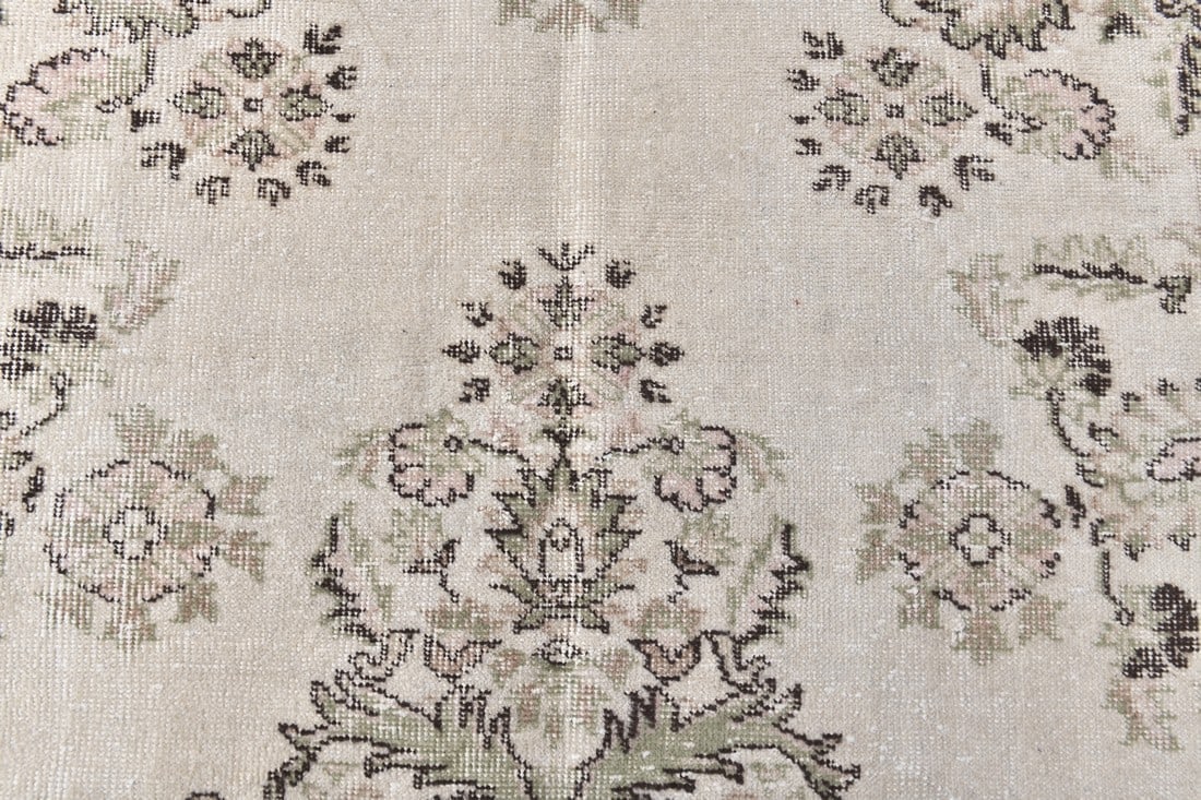 6'5'' x 9'11'' Handmade Vintage Wool Rug - 240649 - 5