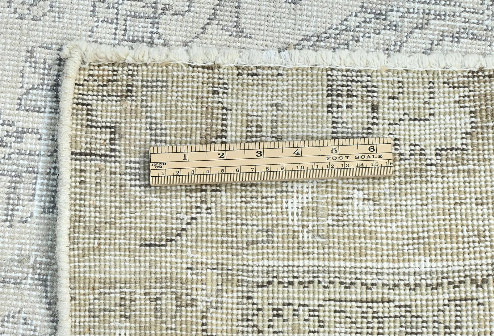 Antique Muted Beige Floral 6X10 Distressed Vintage Oriental Rug - 11