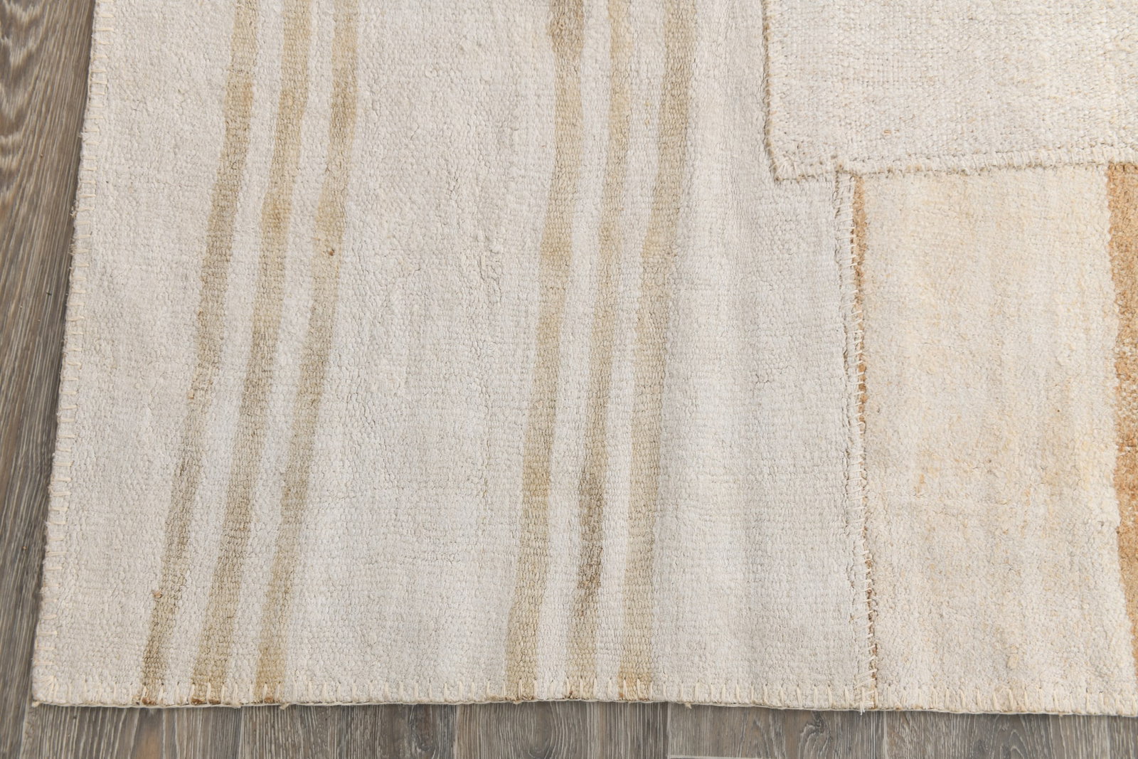 6'11'' x 10'0'' Handmade Vintage Wool Rug - 2030 - 14