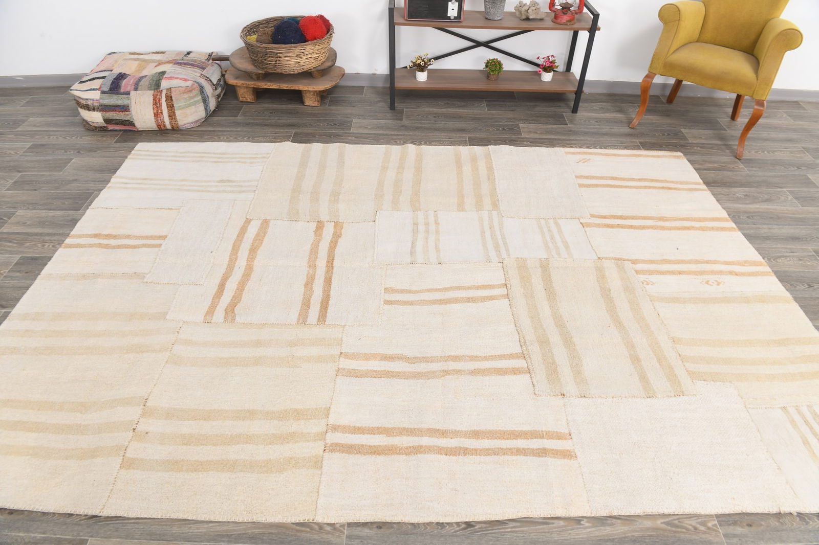 6'11'' x 10'0'' Handmade Vintage Wool Rug - 2030 - 3