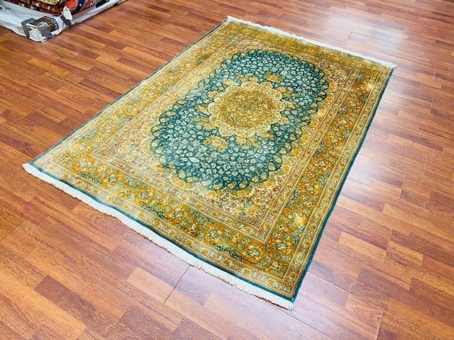 Vintage Persian Pure Silk Qum Rug-4700 - 3