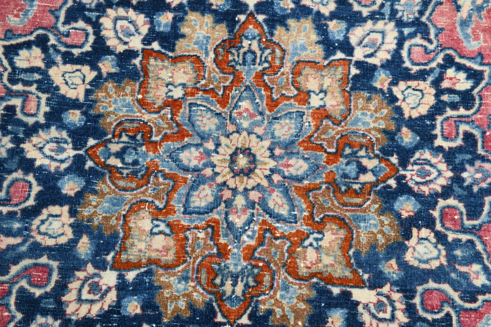 10'0'' x 13'5'' Turkish Vintage Rug - 18387 - 10